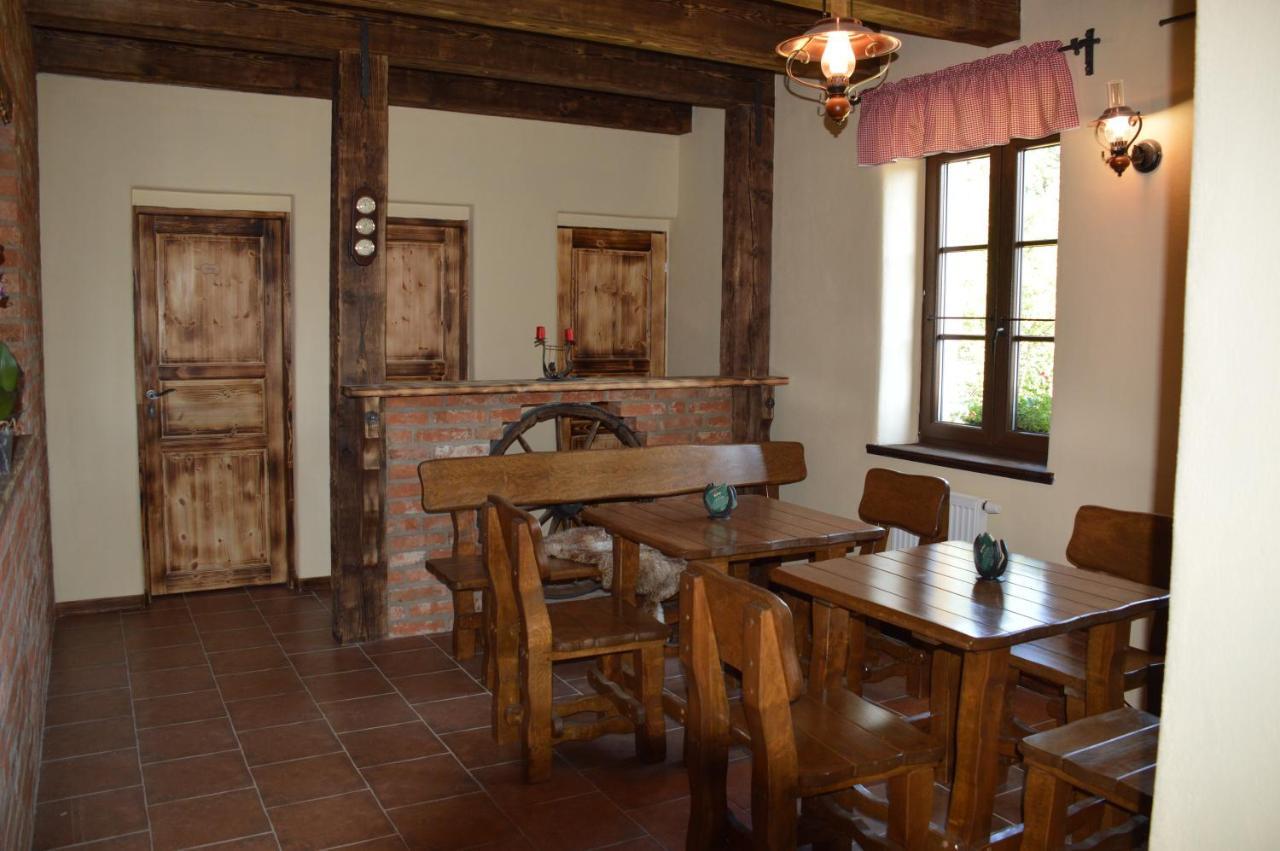 Penzion U Podkovare เชบอนย์ ภายนอก รูปภาพ